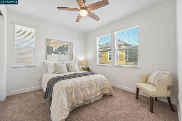 1902 Shasta Ln, Hercules, CA 94547