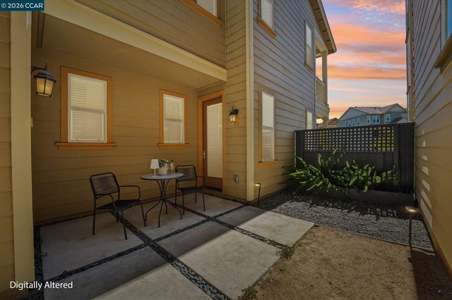 1902 Shasta Ln, Hercules, CA 94547