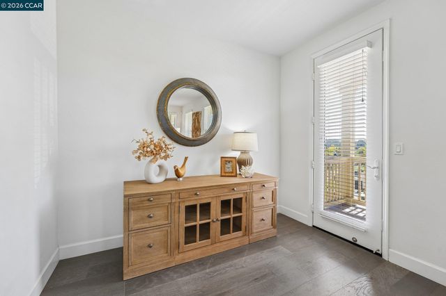 1902 Shasta Ln, Hercules, CA 94547