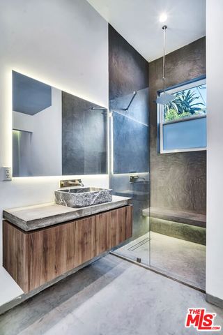 1447 11th Street, Santa Monica, CA 90401