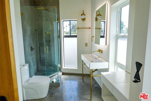 1447 11th Street, Santa Monica, CA 90401
