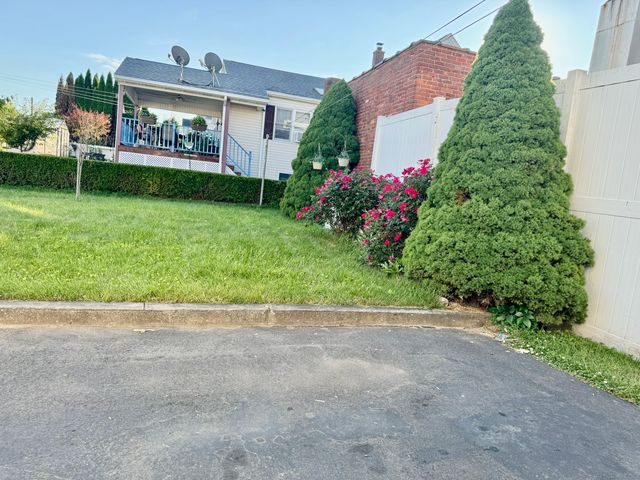 704 Highland Avenue, Waterbury, CT 06708