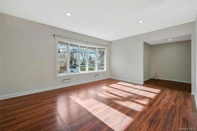 133 Wolf Hill Road, Melville, NY 11747