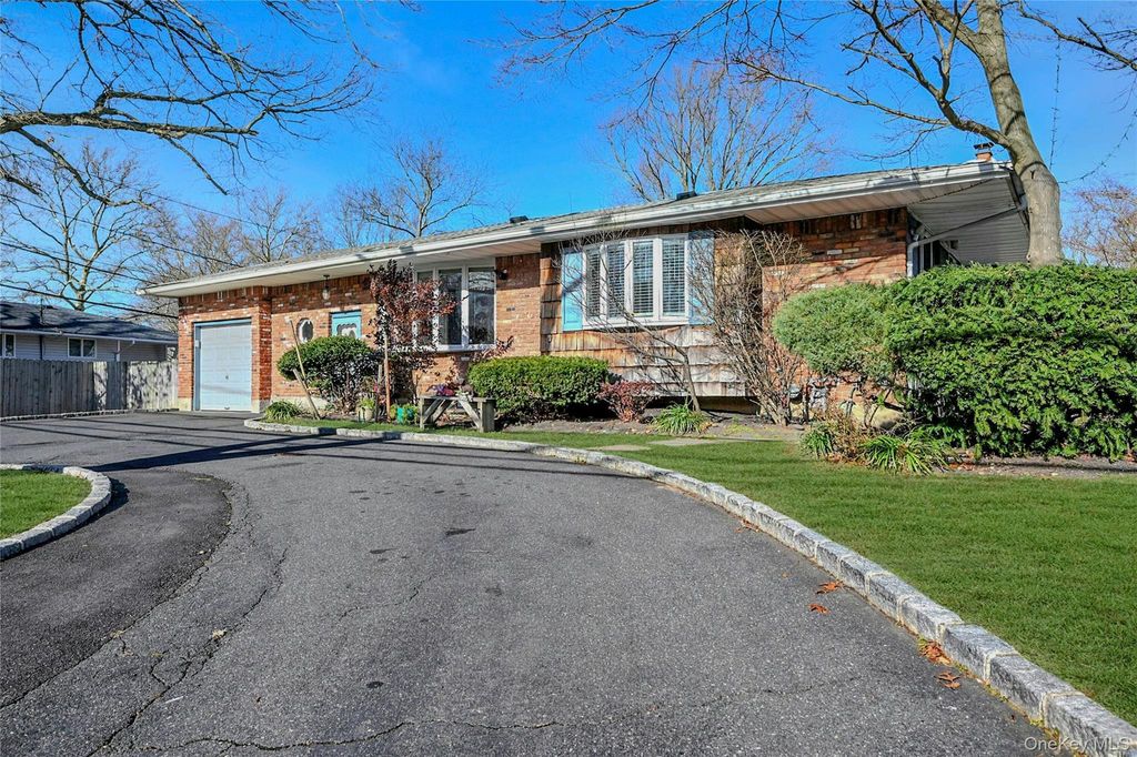 133 Wolf Hill Road, Melville, NY 11747