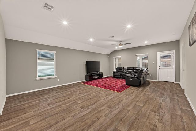 4330 Blossom Valley Lane, Richmond, TX 77469