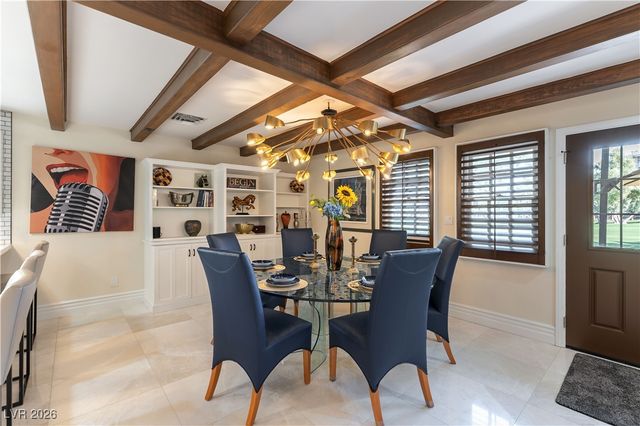 2845 Queens Courtyard Drive, Las Vegas, NV 89109