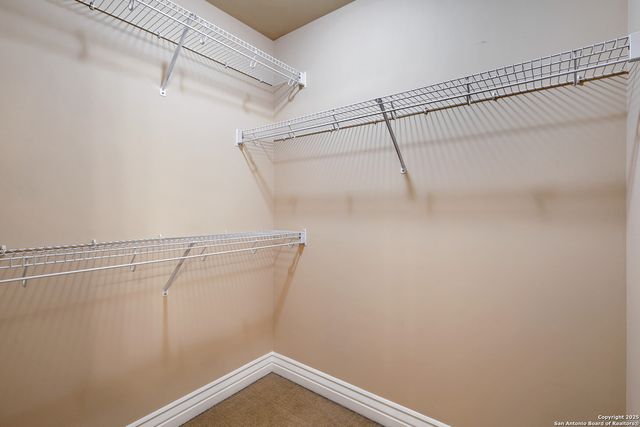 215 Center St Apt 1905, San Antonio, TX 78202