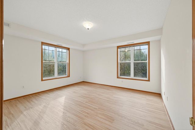 1776 Maryland Avenue E 100, Saint Paul, MN 55106