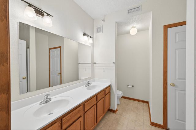 1776 Maryland Avenue E 100, Saint Paul, MN 55106