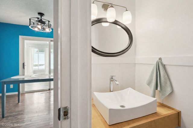 4104 Aspen Drive, West Des Moines, IA 50265