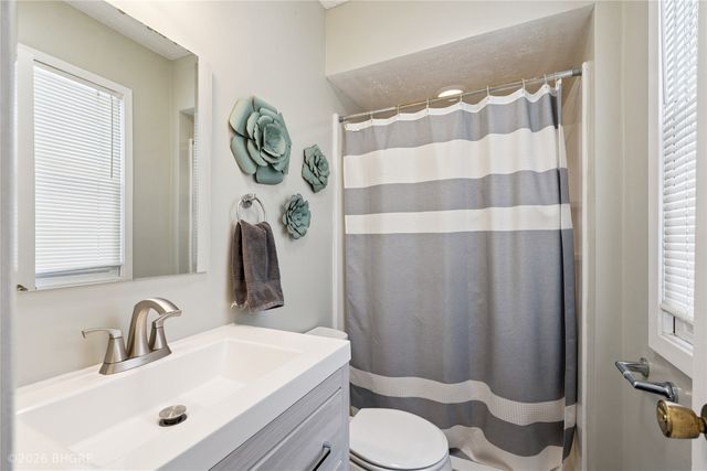 4104 Aspen Drive, West Des Moines, IA 50265