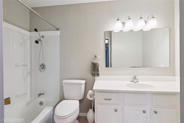 4104 Aspen Drive, West Des Moines, IA 50265