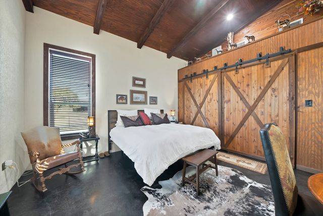 221 Silver Spur, Weatherford, TX 76087