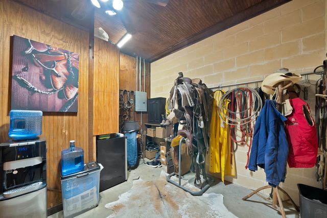 221 Silver Spur, Weatherford, TX 76087