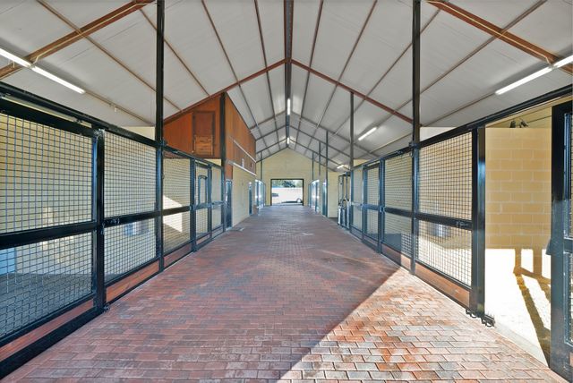 221 Silver Spur, Weatherford, TX 76087