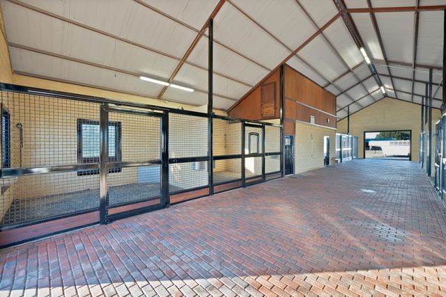 221 Silver Spur, Weatherford, TX 76087