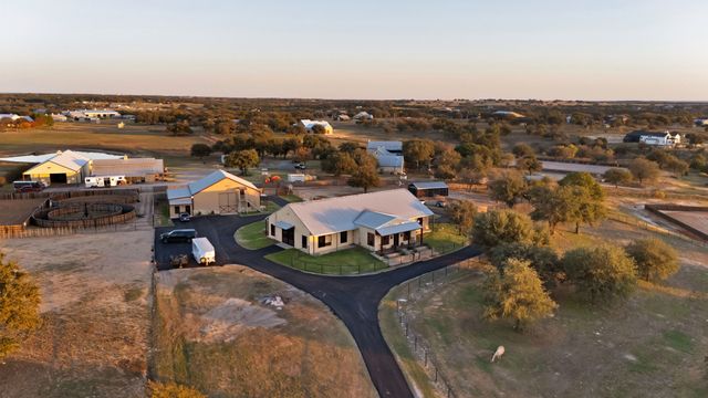 221 Silver Spur, Weatherford, TX 76087