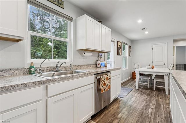 261 Mildred DR, Williamsburg, VA 23188