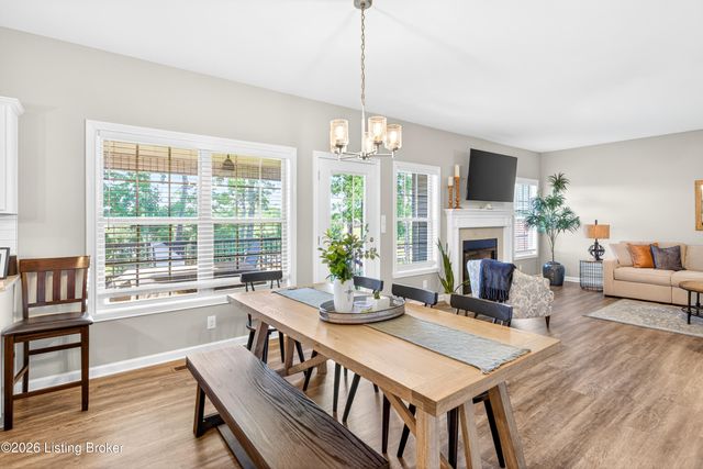 1882 Carabiner Way, Louisville, KY 40245