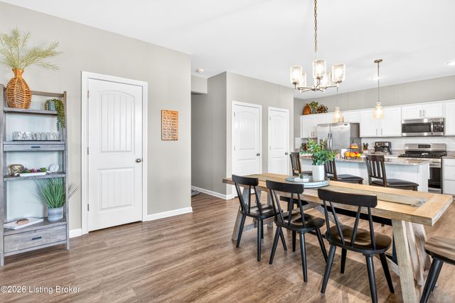 1882 Carabiner Way, Louisville, KY 40245