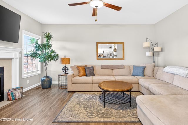 1882 Carabiner Way, Louisville, KY 40245