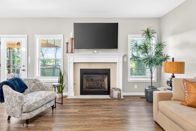 1882 Carabiner Way, Louisville, KY 40245