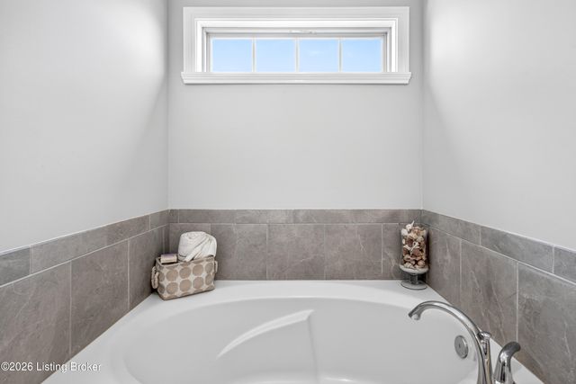 1882 Carabiner Way, Louisville, KY 40245