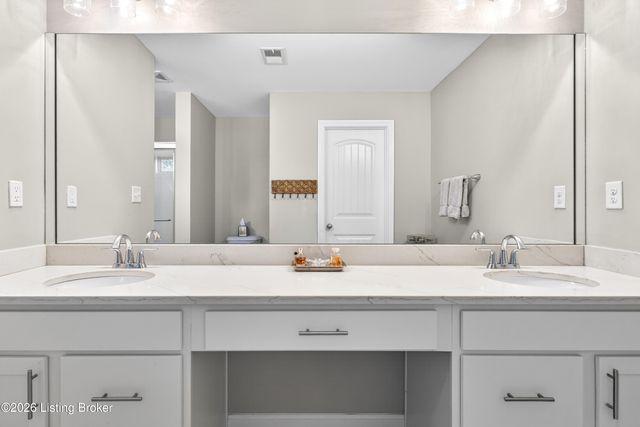 1882 Carabiner Way, Louisville, KY 40245