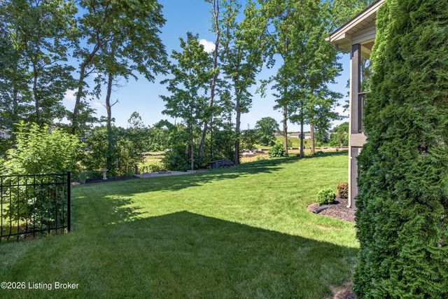 1882 Carabiner Way, Louisville, KY 40245