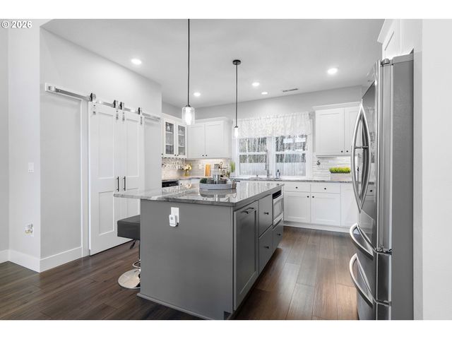 1141 CEDAR FALLS Rd, Washougal, WA 98671