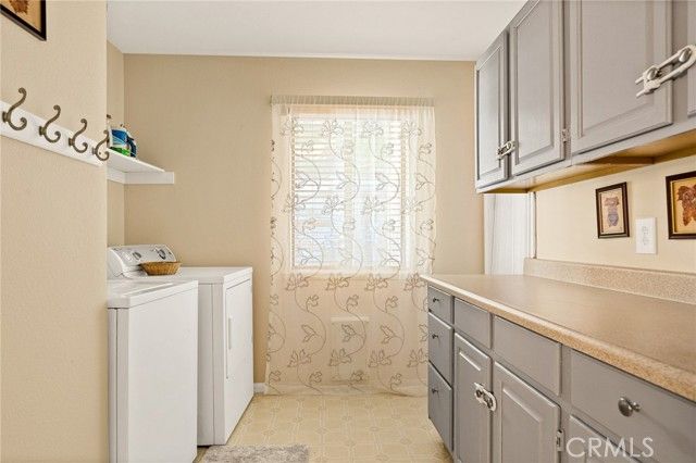 707 Virginia Court, Lake Arrowhead, CA 92352