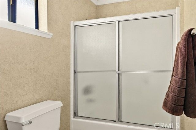 707 Virginia Court, Lake Arrowhead, CA 92352