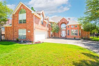 909 Hills Creek Drive, Mckinney, TX 75072