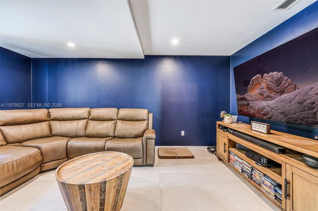 11747 SW 113th Ter, Miami, FL 33186