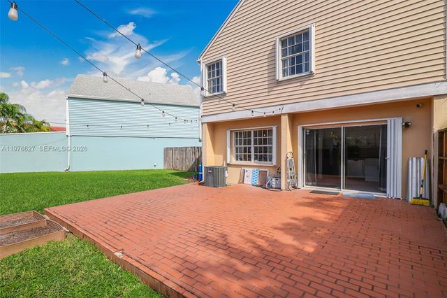 11747 SW 113th Ter, Miami, FL 33186