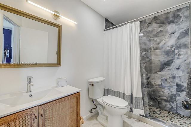 11747 SW 113th Ter, Miami, FL 33186