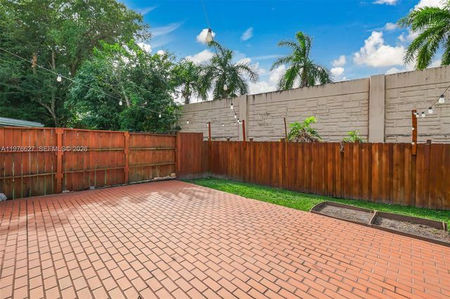 11747 SW 113th Ter, Miami, FL 33186