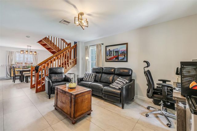 11747 SW 113th Ter, Miami, FL 33186