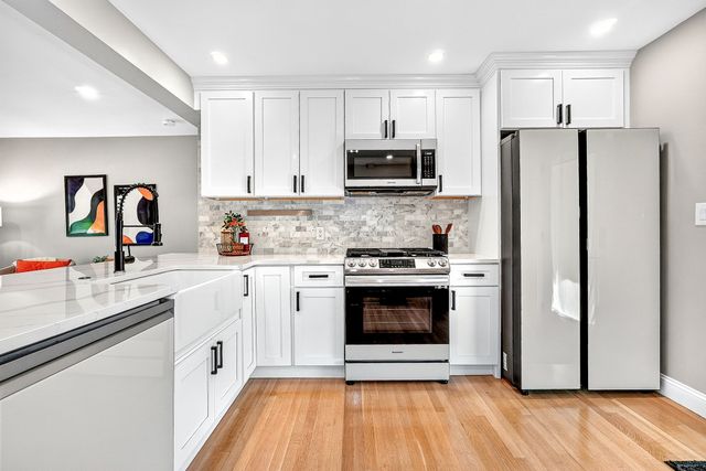 134 Washington St 134, Melrose, MA 02176