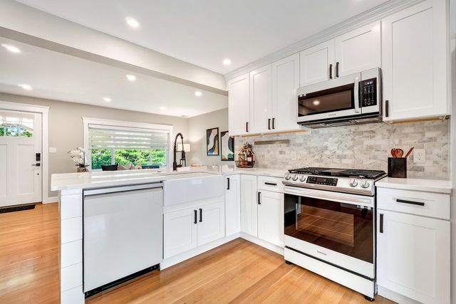 134 Washington St 134, Melrose, MA 02176