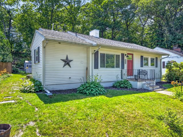 134 Washington St 134, Melrose, MA 02176