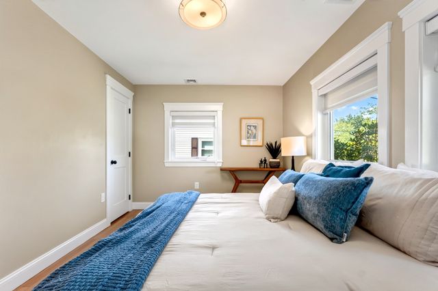 134 Washington St 134, Melrose, MA 02176