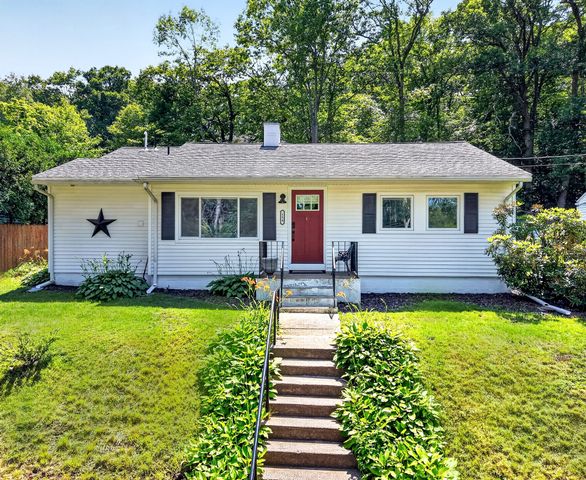 134 Washington St 134, Melrose, MA 02176