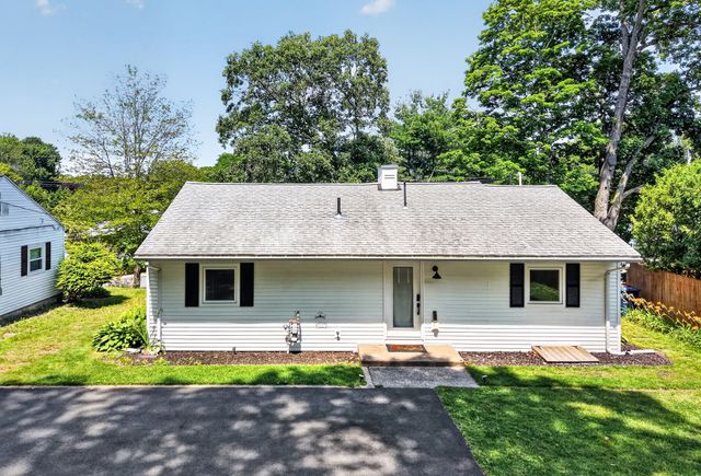 134 Washington St 134, Melrose, MA 02176