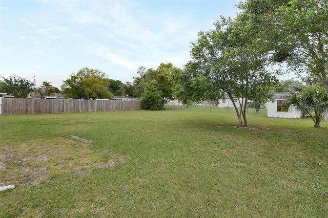 44 NARCISSUS DRIVE, Debary, FL 32713