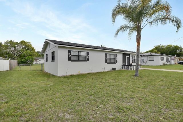 44 NARCISSUS DRIVE, Debary, FL 32713