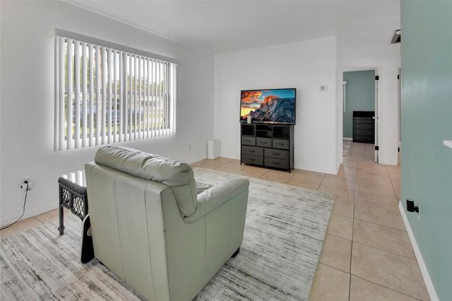 44 NARCISSUS DRIVE, Debary, FL 32713