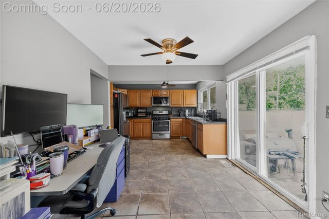 24355 Mary Street, Taylor, MI 48180
