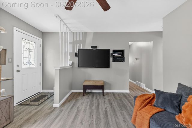 24355 Mary Street, Taylor, MI 48180