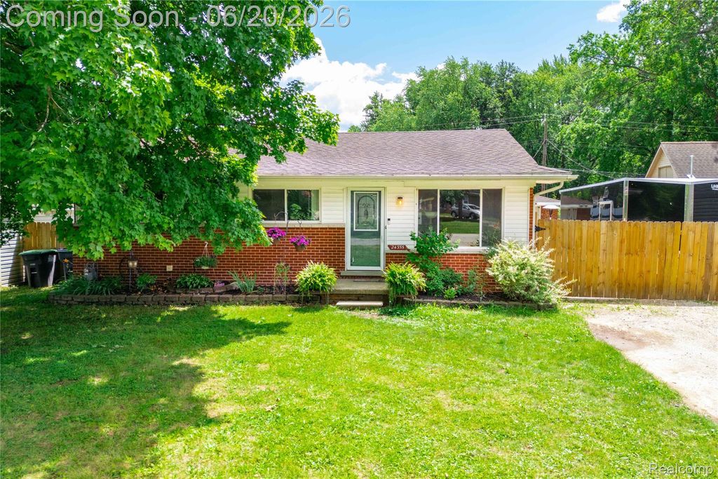 24355 Mary Street, Taylor, MI 48180